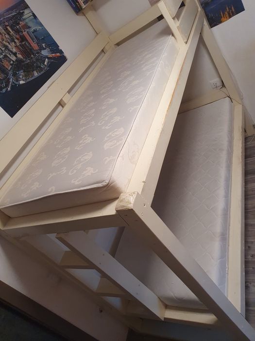 Pat supraetajat masiv rezistent la 250kg