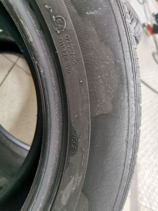 Продам всесезонные шины