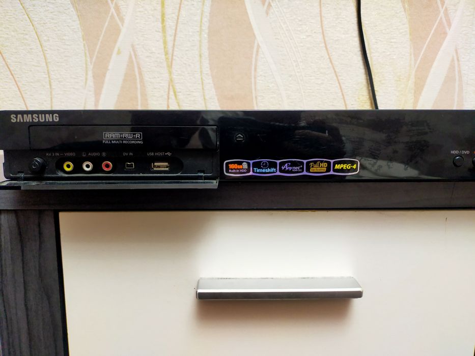 Продам dvd рекордер