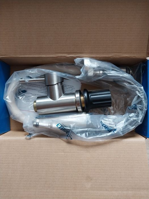 Продам смеситель для раковины