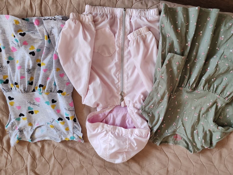 Продам детские вещи