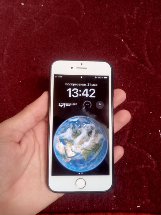 Iphone 8  xolatlari  ideal
