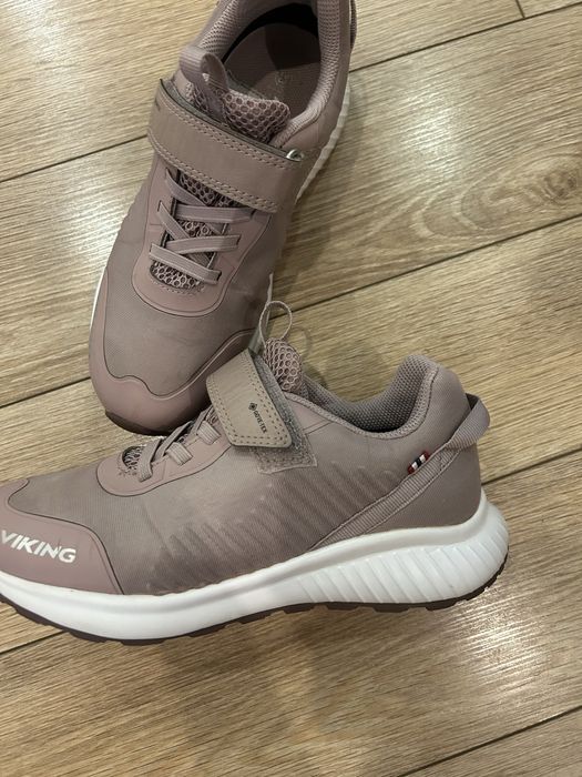 Детски спортни маратонки Viking 33 номер