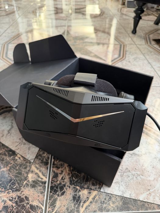 Pimax Crystal Light VR