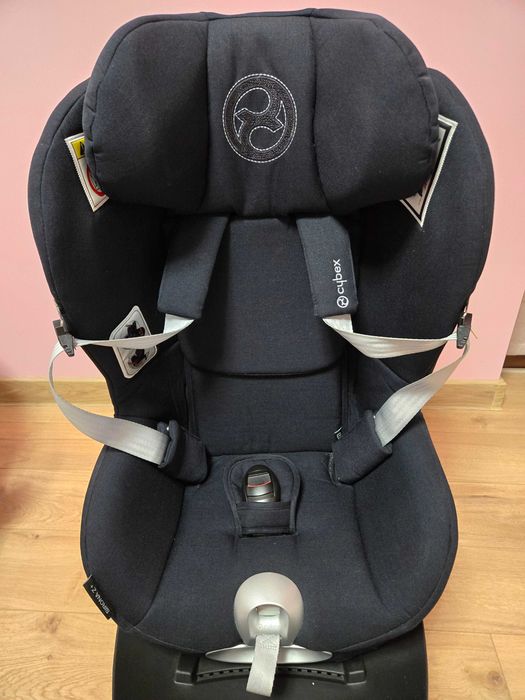 Cybex Sirona Z детско столче с база