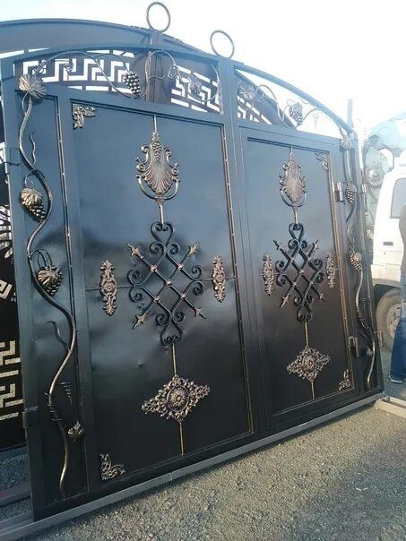 Ворота железные с калиткой