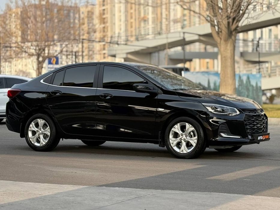 Оникс премьер 2+ в идеальном состоянии