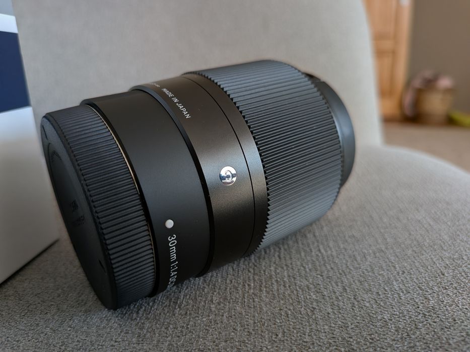 Obiectiv Sigma 30mm 1.4 dc dn montura Canon EF-M