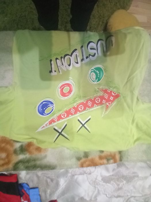 Tricou normal.      .