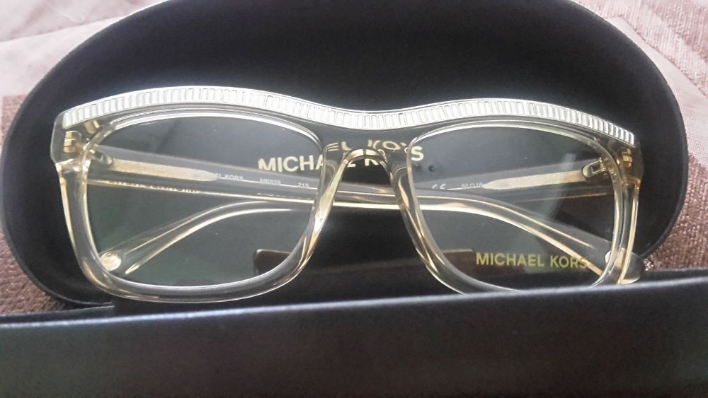 Оригинална рамка за очила