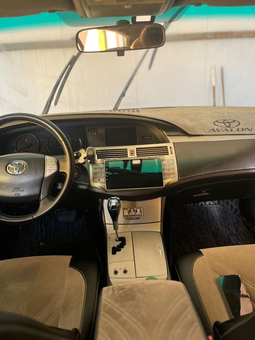 Toyota Avalon 2005 года