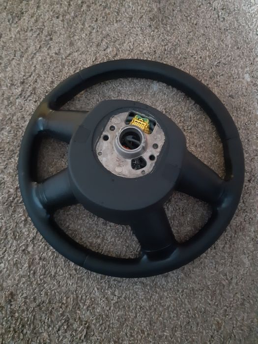 Руль ауди подходит на многие модели ауди