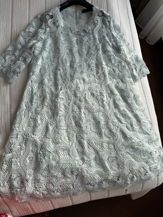 Кружевное платье