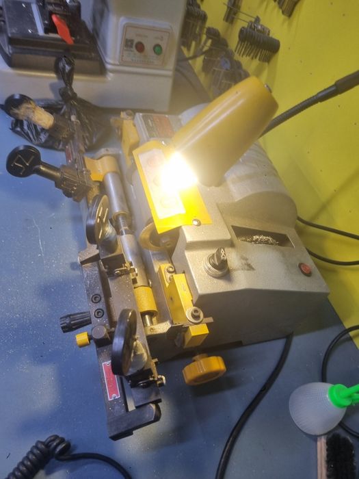 Станок для изготовления ключей