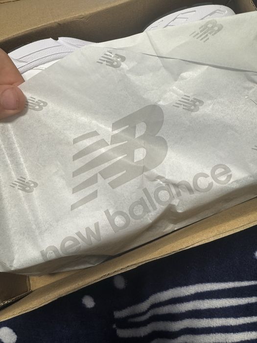 New balance marimea 42