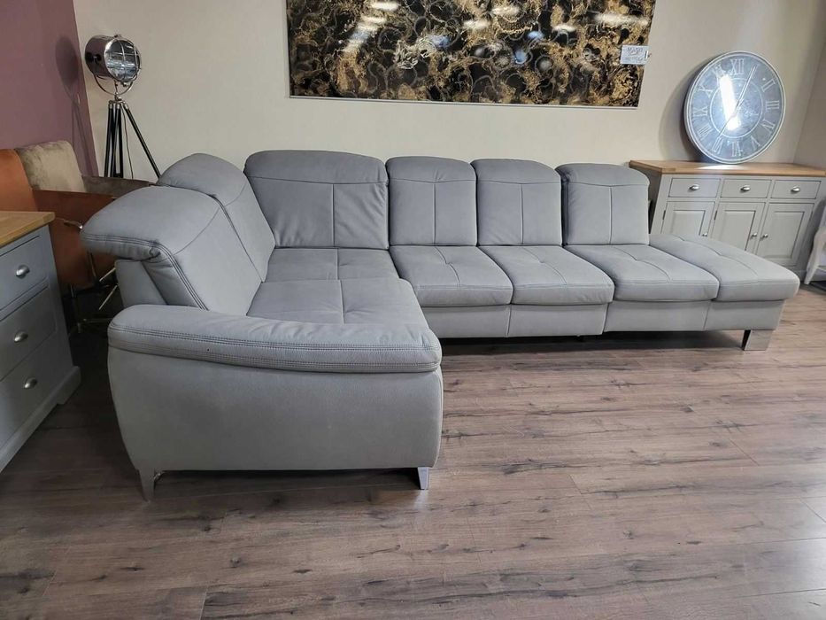 Сив ъглов диван от плат с функция сън и ракла Rhone