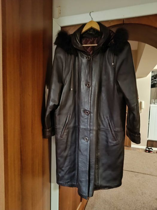 Дамско кожено палто