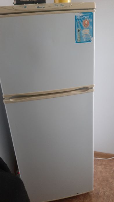 Продаю  б/у Холодильник