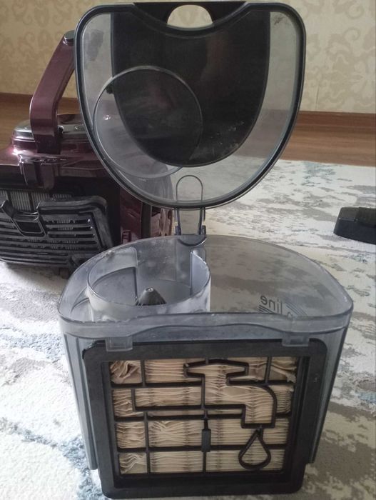 Продаю пылесос --> A-TECH