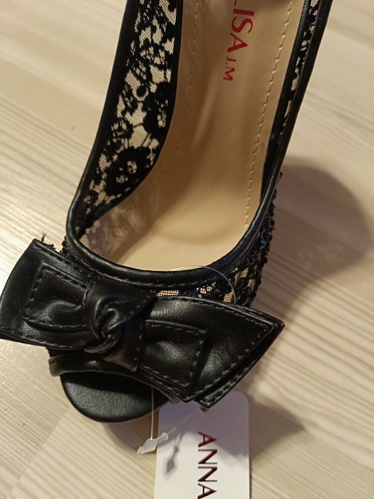 Pantofi mărime 35 noi