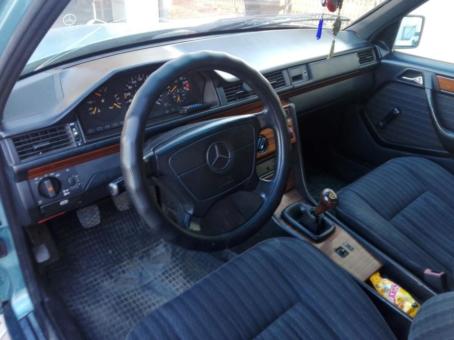 Продаю Мерседес Бенц