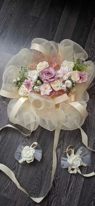 Сватбена украса за кола