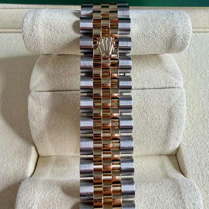 Rolex Lady Datejust MOP Diamond Dial | PE STOC | New | Super Jubilee | 31mm | 21000 EURO | 278273 | 2026