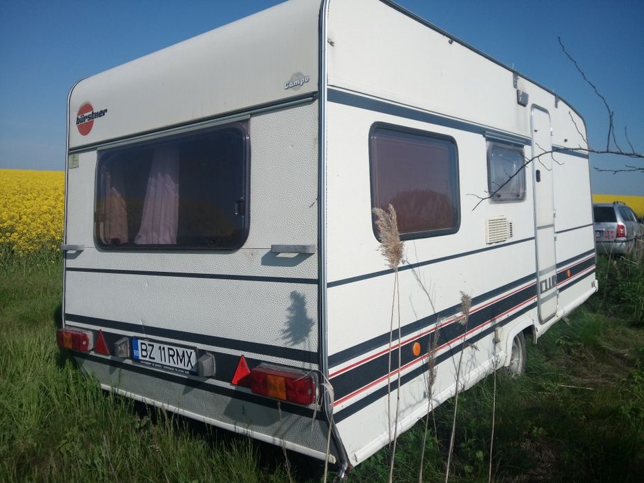 Parcare rulota și ambarcatiuni