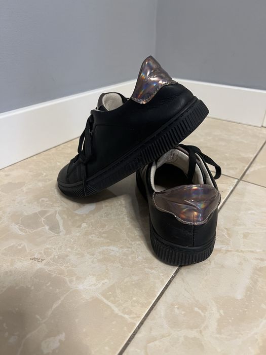 Кожаные кеды и сандалии Geox