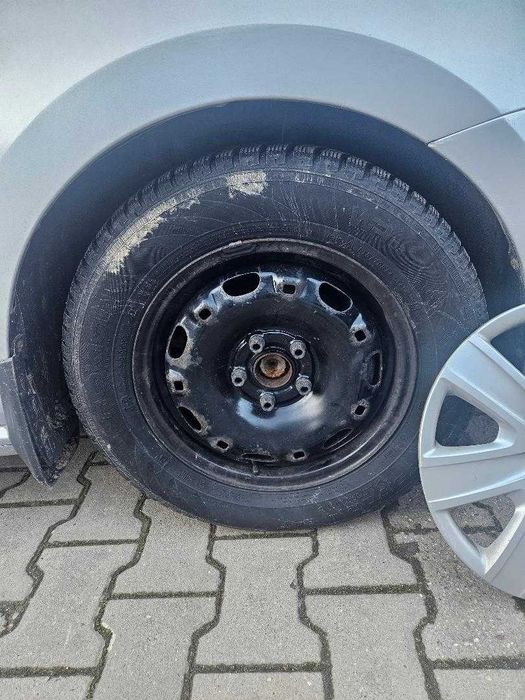 Roti Polo 175 70 14, 5X100, cu capace originale VW