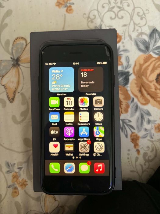 Продавам:Iphone 8 64 gb