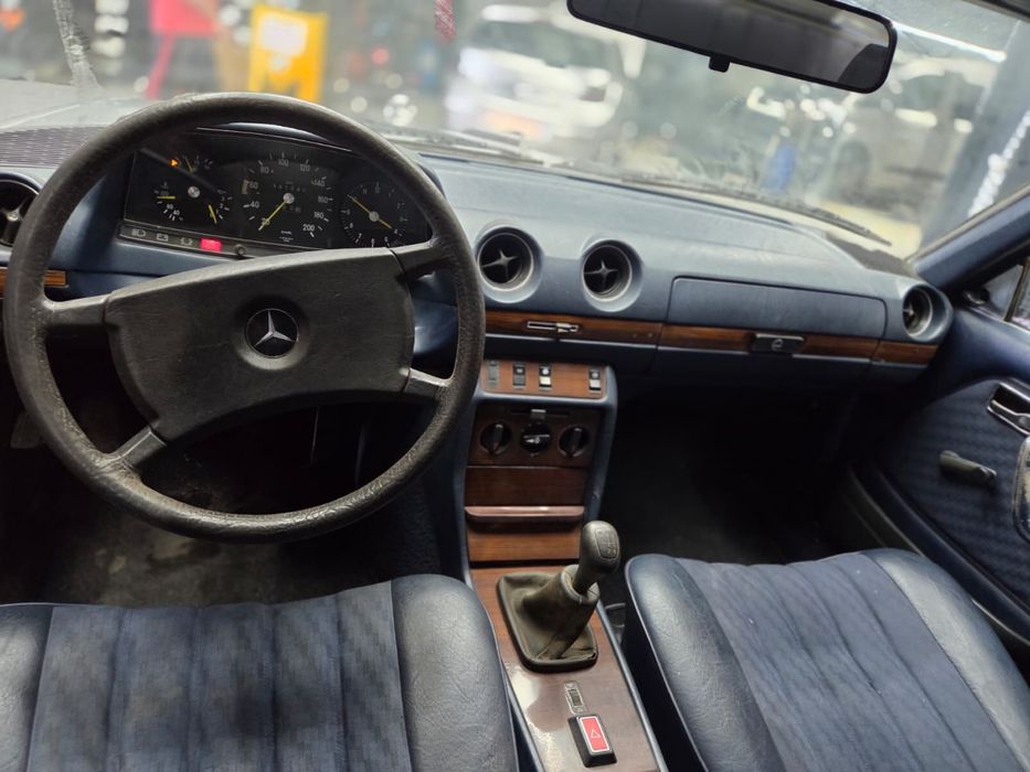 Mercedes benz w123 CE cobra coupe