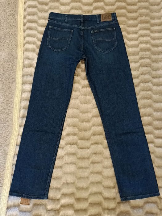 Продам джинсы Lee