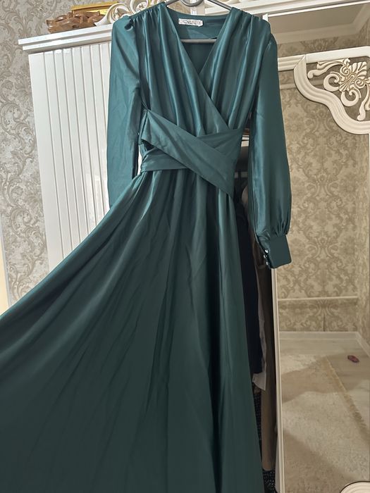 Киимдер сатылады