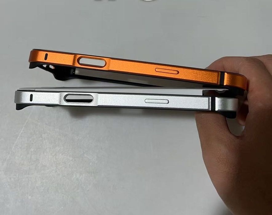Carcasa Bumper COTECi Premium din aliaj de aluminiu, subtire, pentru iPhone 17 Pro Max Orange si Silver