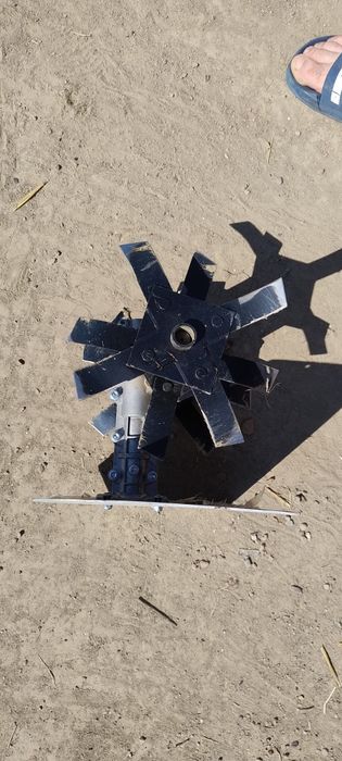 Moto sapa pentru motocoasa