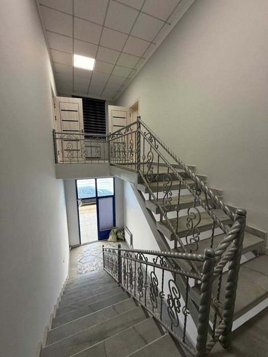 TAYYOR NOTURAR 2 QAVATLI bino sotiladi #a767