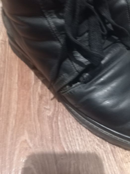 продам зимние ботинки Кожа