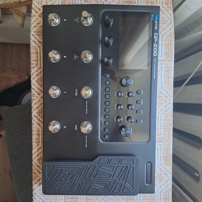 Гитарный процессор valeton gp200
