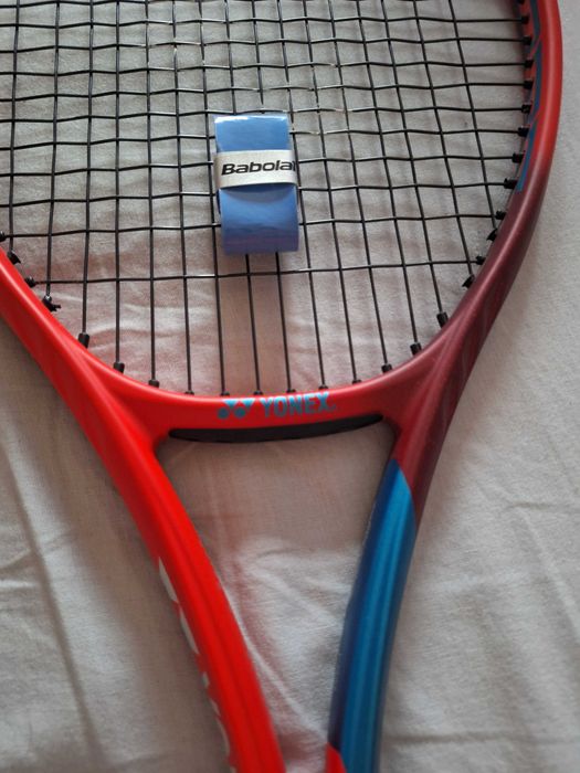 Racheta Yonex Vcore 95