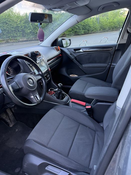 VOLKSWAGEN Golf 2010 — imagine 5