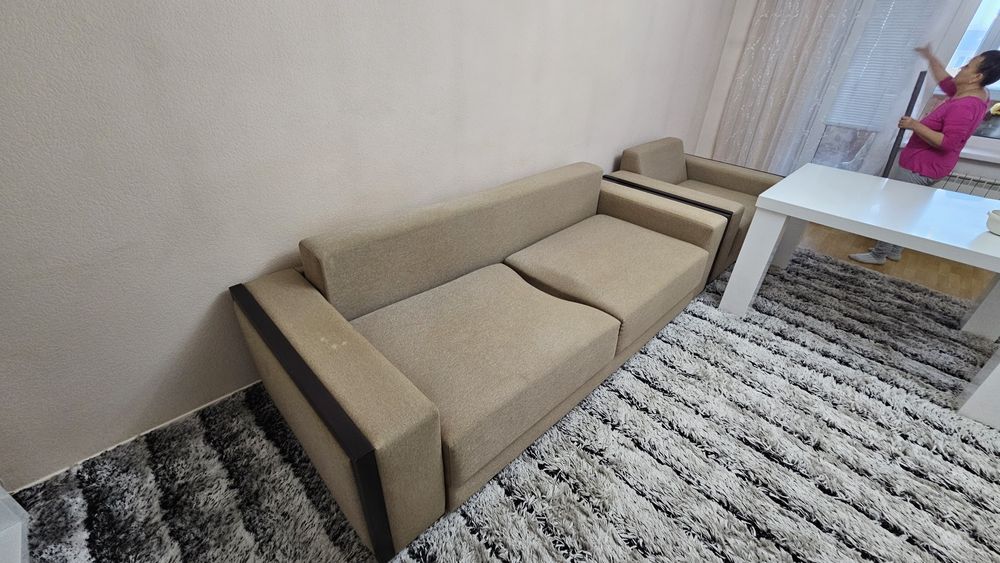 Продам диван с креслом Б/у