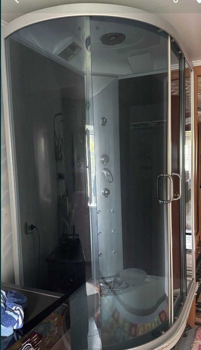 Продам душевую кабину