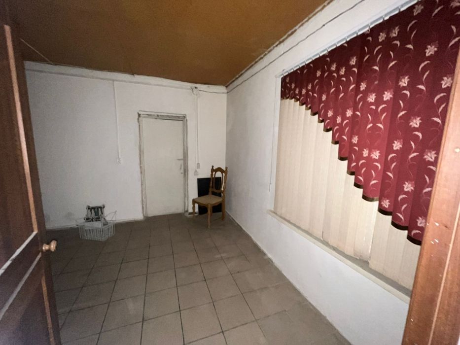 Арайда үй сатылады