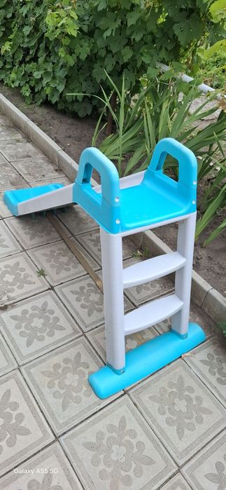 Продам детскую горку