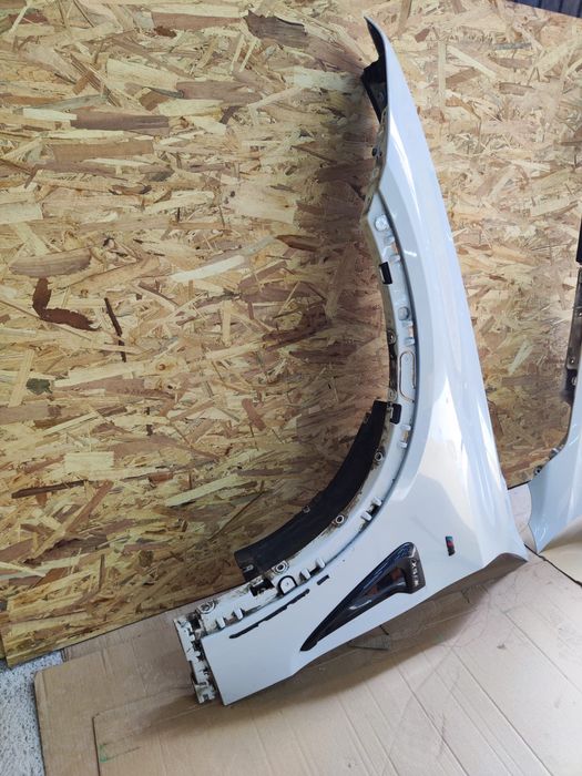 Aripa Bmw X5 F15 stanga dreapta