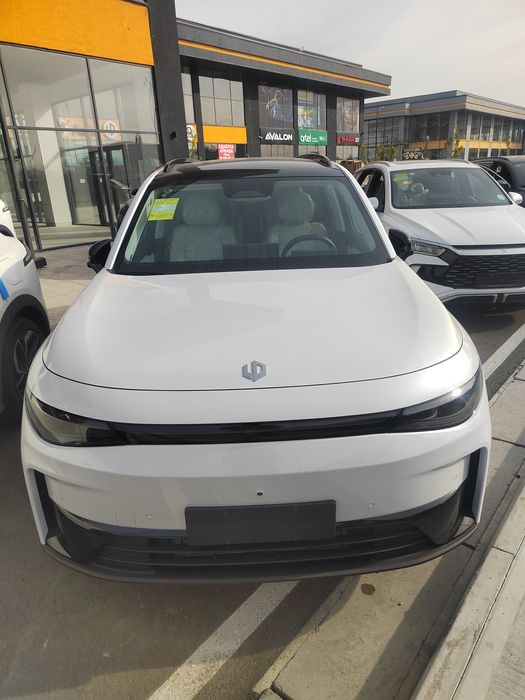 Leapmotor C16 FULL dop opsiya 2025