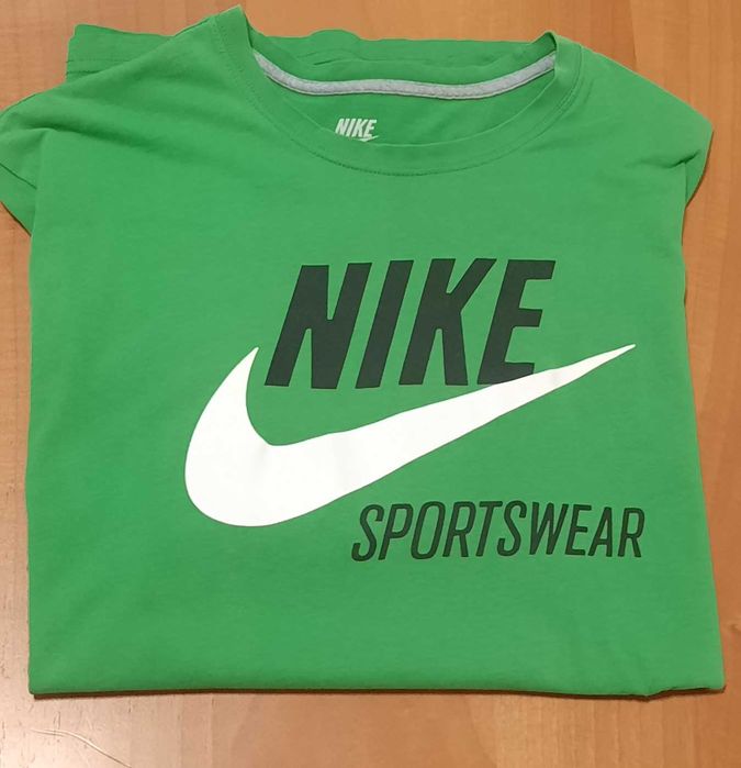 Nike Standard Fit Coupe-Много Запазена