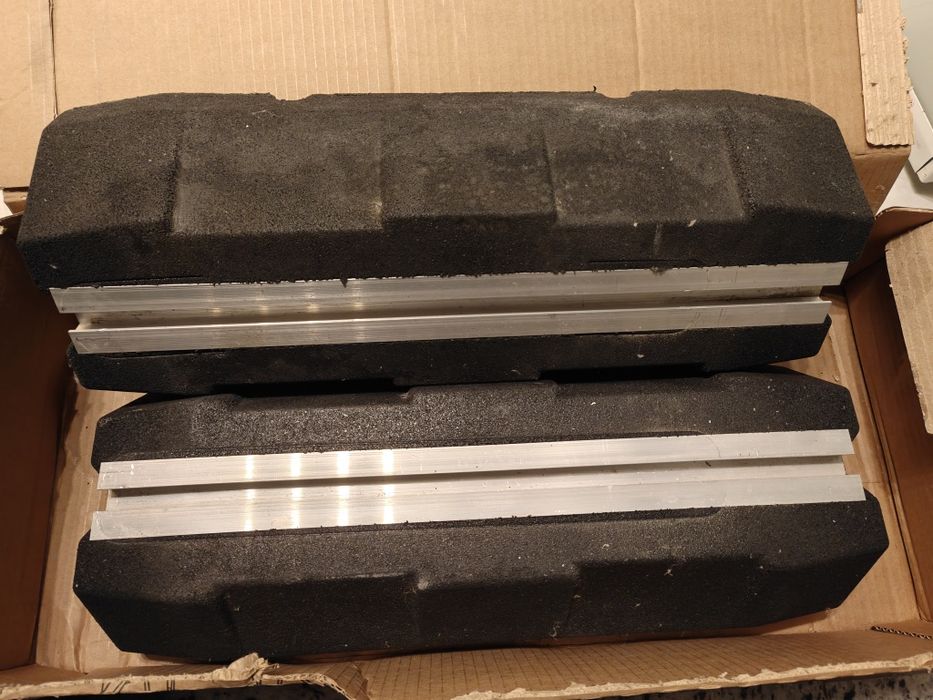 Гумени стойки за климатик