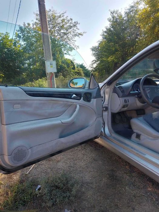 Продавам или заменям мерцедес